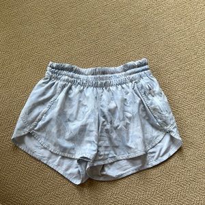 Lululemon tracker short